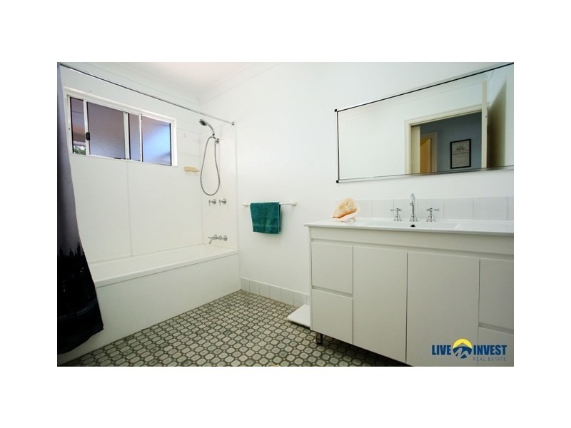 10 Feather Court, Kirwan QLD 4817