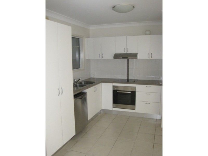 12 Eton Ct, Burdell QLD 4818