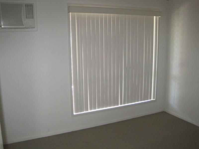 12 Eton Ct, Burdell QLD 4818