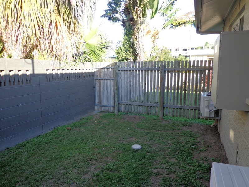 16 Benson Street, Rosslea QLD 4812