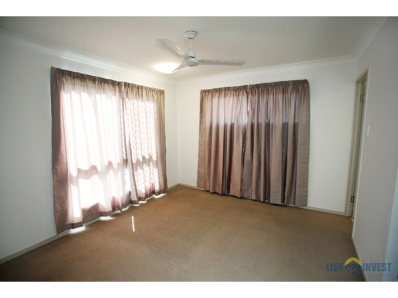 # Mannikin Way, Bohle Plains QLD 4817