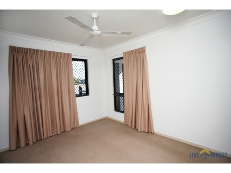 # Mannikin Way, Bohle Plains QLD 4817