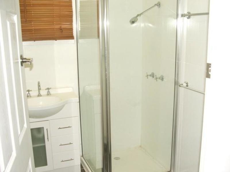 * Edison Street, Wulguru QLD 4811