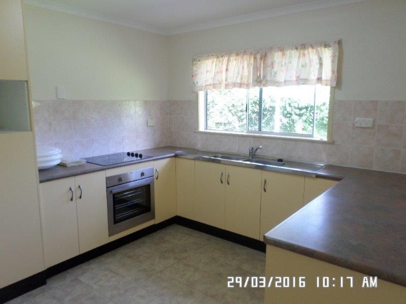 * Albert Street, Cranbrook QLD 4814