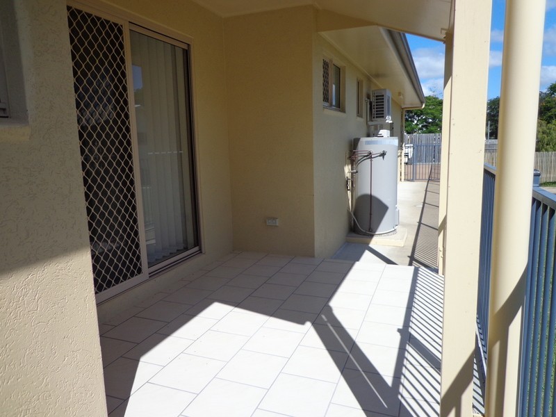 #/10 Renecol Avenue, Rasmussen QLD 4815