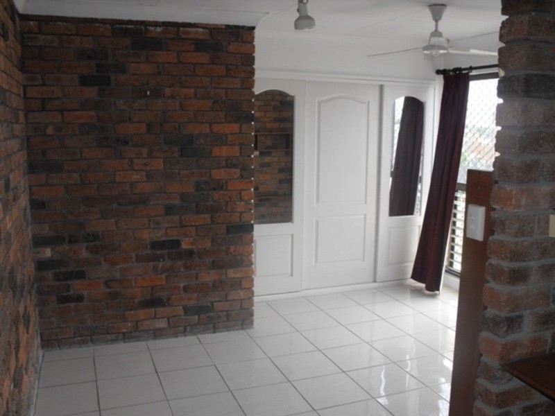 13 Rundle Street, Mount Louisa QLD 4814