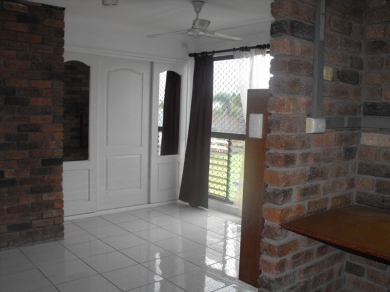 13 Rundle Street, Mount Louisa QLD 4814