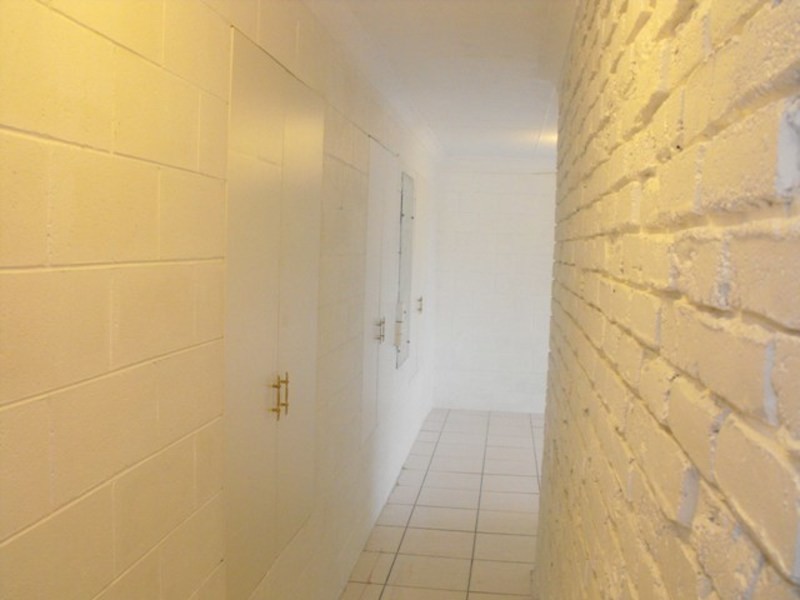 13 Rundle Street, Mount Louisa QLD 4814