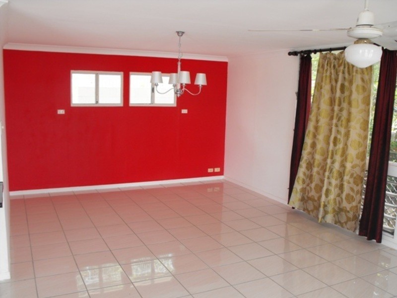 13 Rundle Street, Mount Louisa QLD 4814