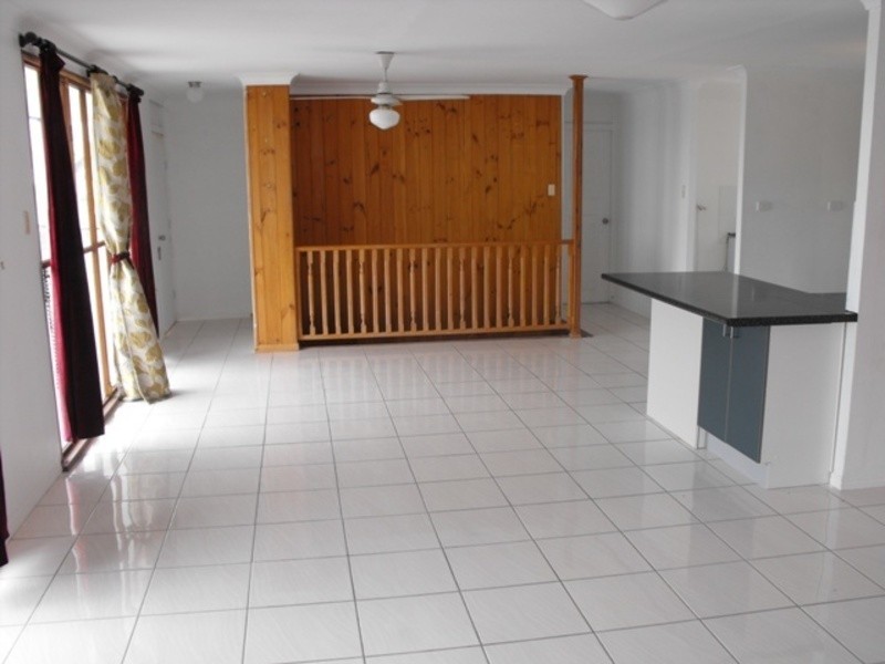 13 Rundle Street, Mount Louisa QLD 4814