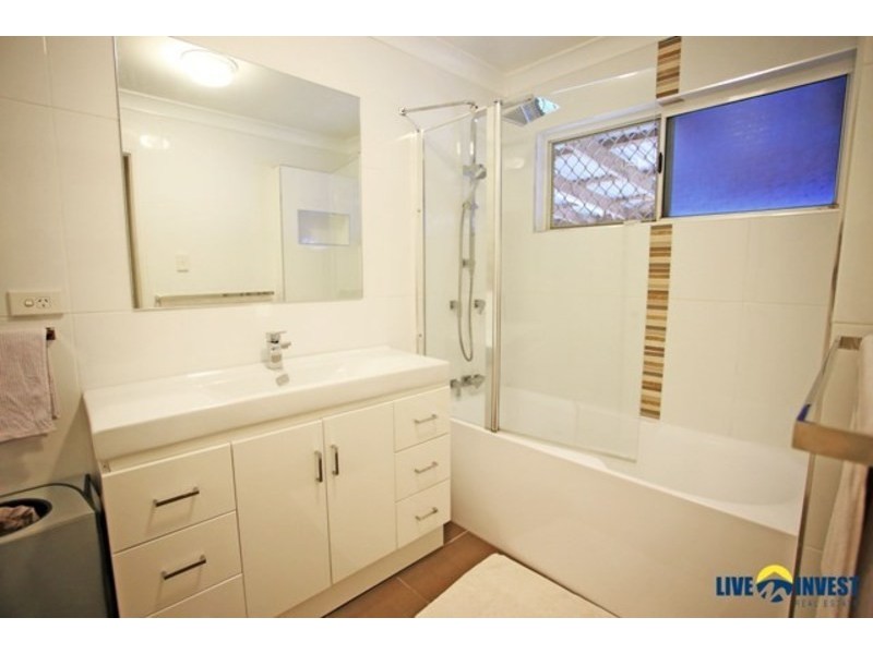 53 Griffey Street, Burdell QLD 4818