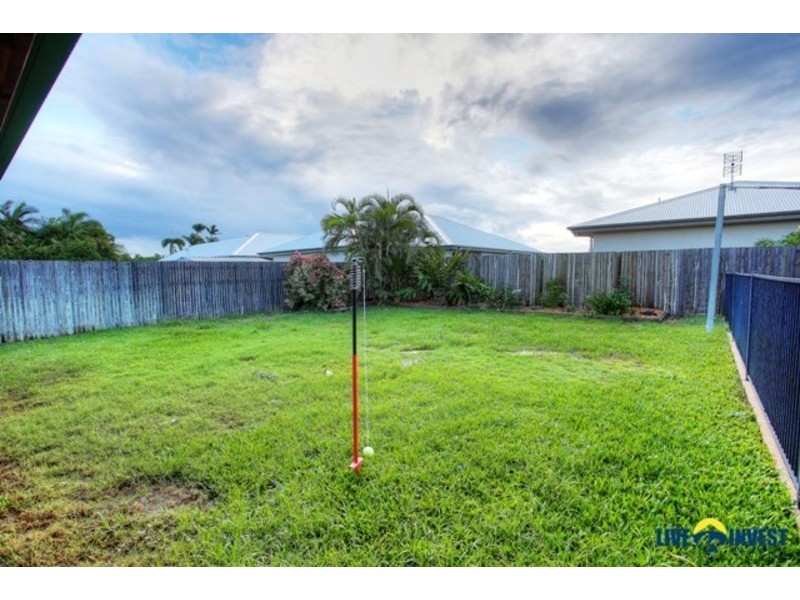 53 Griffey Street, Burdell QLD 4818