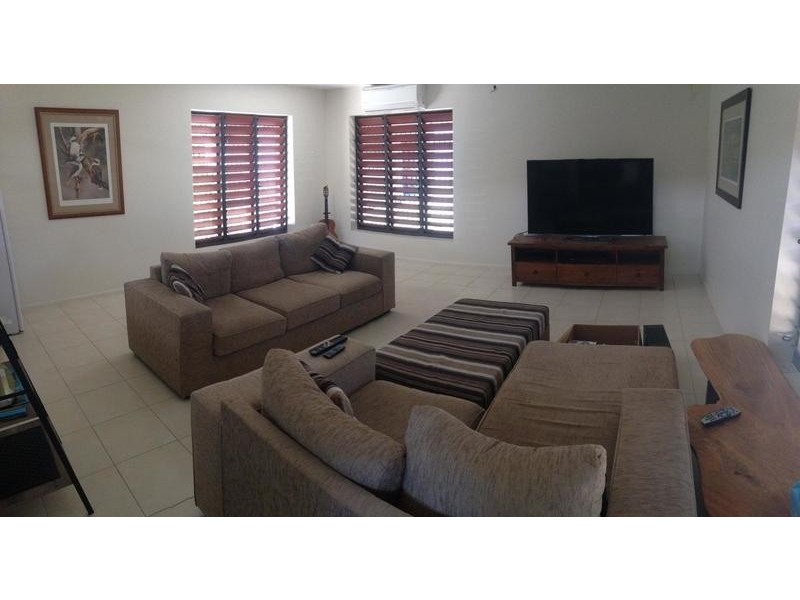 * Minsky Court, Mount Low QLD 4818