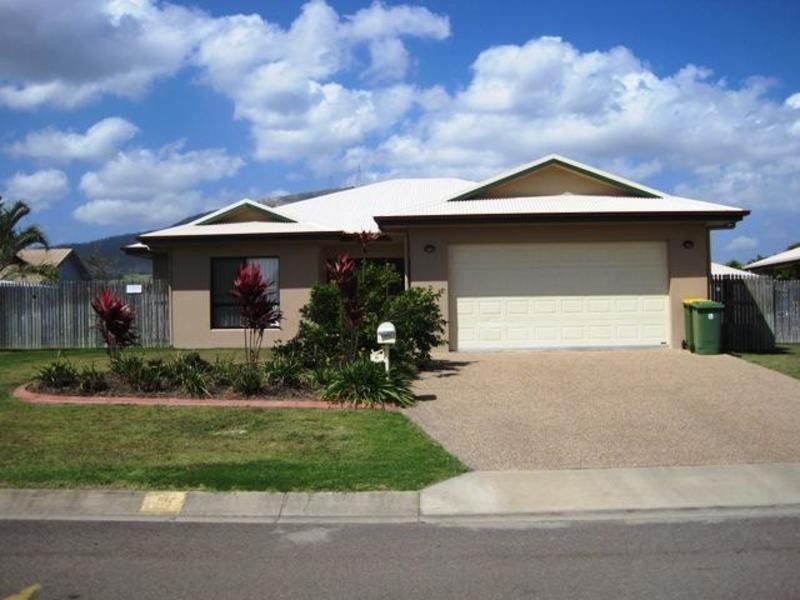 * Miranda Circle, Annandale QLD 4814