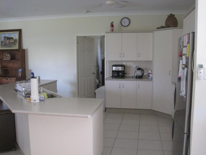 * Miranda Circle, Annandale QLD 4814