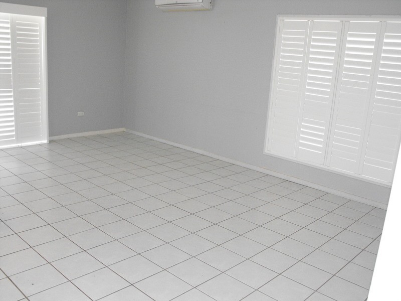 * Drummond Court, Kirwan QLD 4817