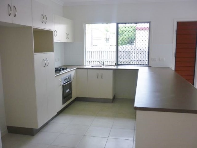 * Mooney Street, Gulliver QLD 4812