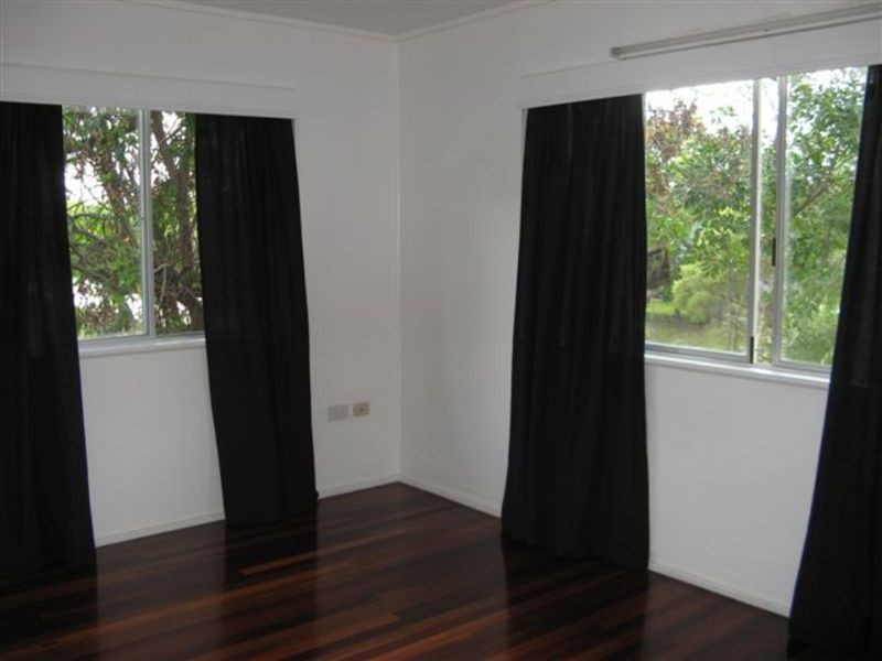 Mount Louisa QLD 4814