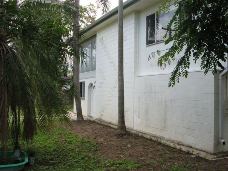 Mount Louisa QLD 4814