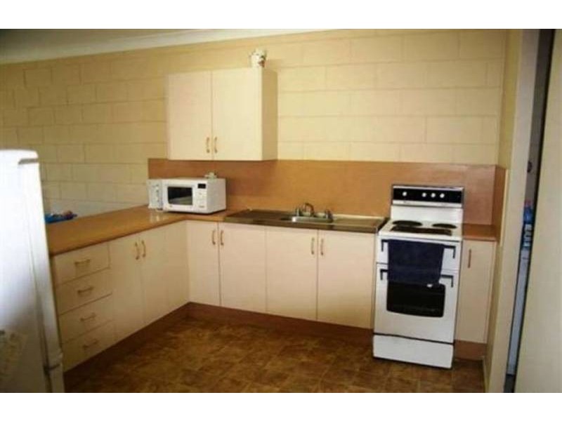 55 Valencia Street, Cranbrook QLD 4814