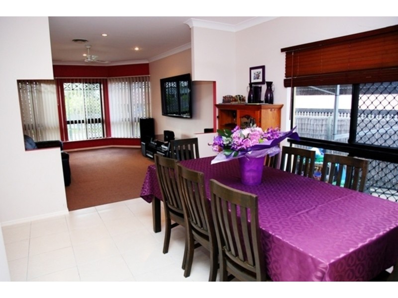 22 Monaro Circuit, Mount Louisa QLD 4814