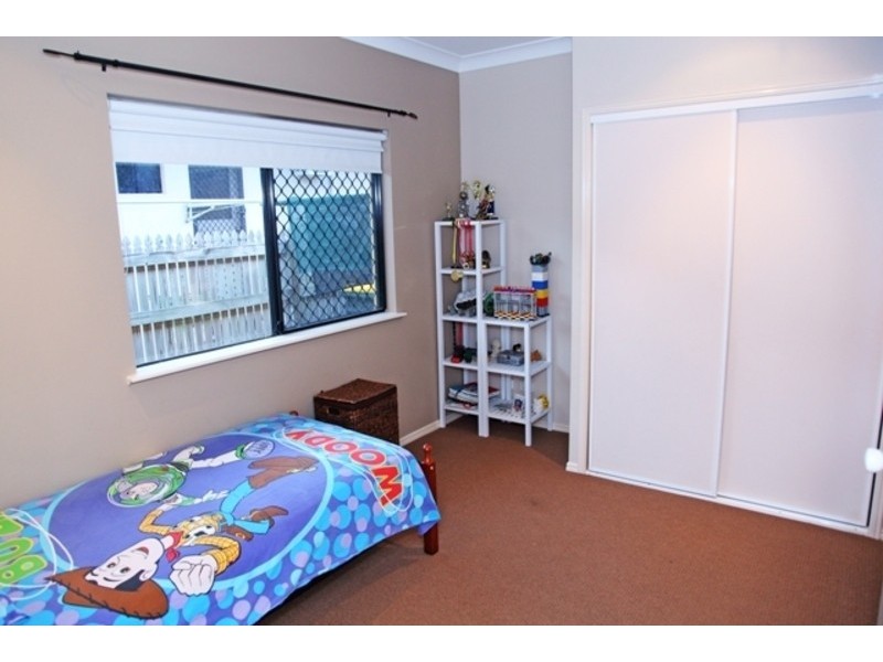 22 Monaro Circuit, Mount Louisa QLD 4814