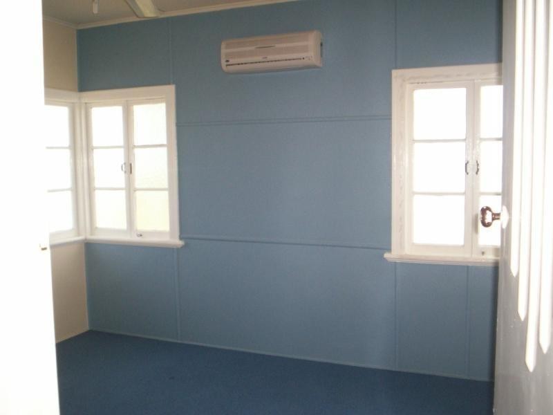 * Haig Street, Pimlico QLD 4812