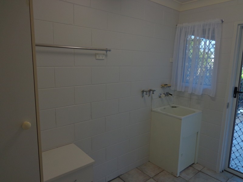 * Leila Avenue, Rasmussen QLD 4815