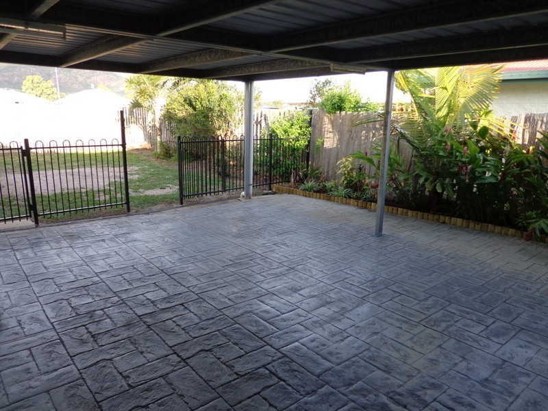 * Leila Avenue, Rasmussen QLD 4815