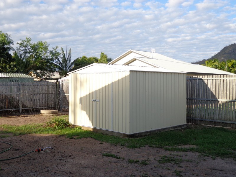 * Leila Avenue, Rasmussen QLD 4815