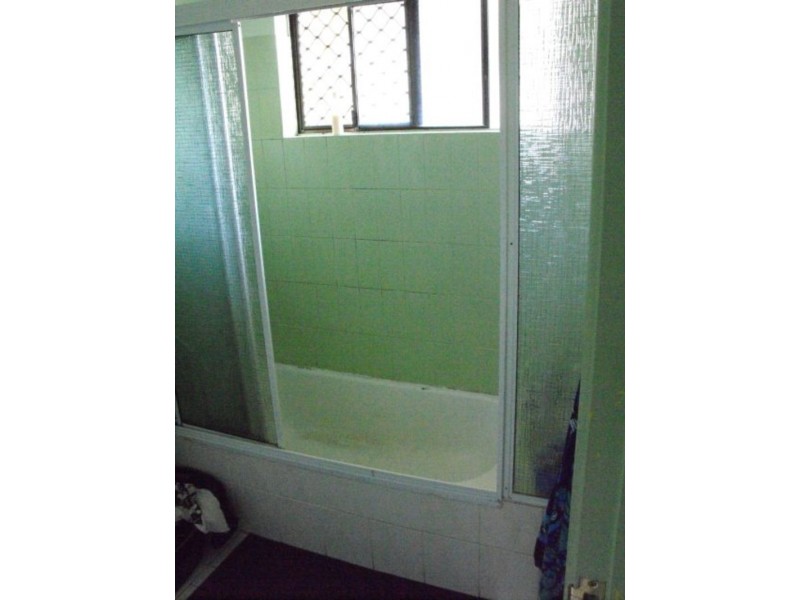 8 Palm Drive, Deeragun QLD 4818