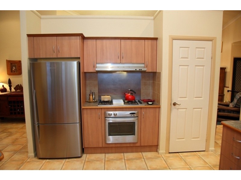 24 LaTrobe Close, Douglas QLD 4814