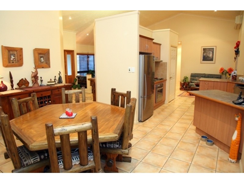 24 LaTrobe Close, Douglas QLD 4814