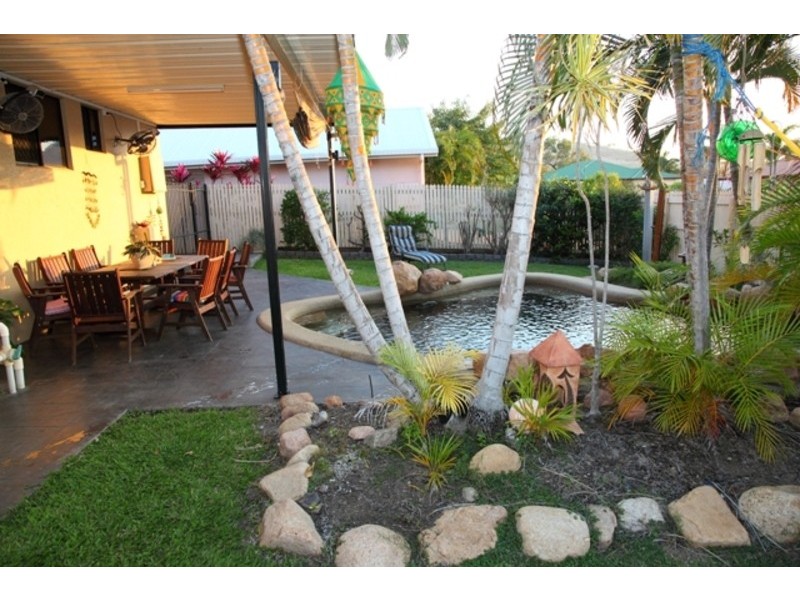 24 LaTrobe Close, Douglas QLD 4814