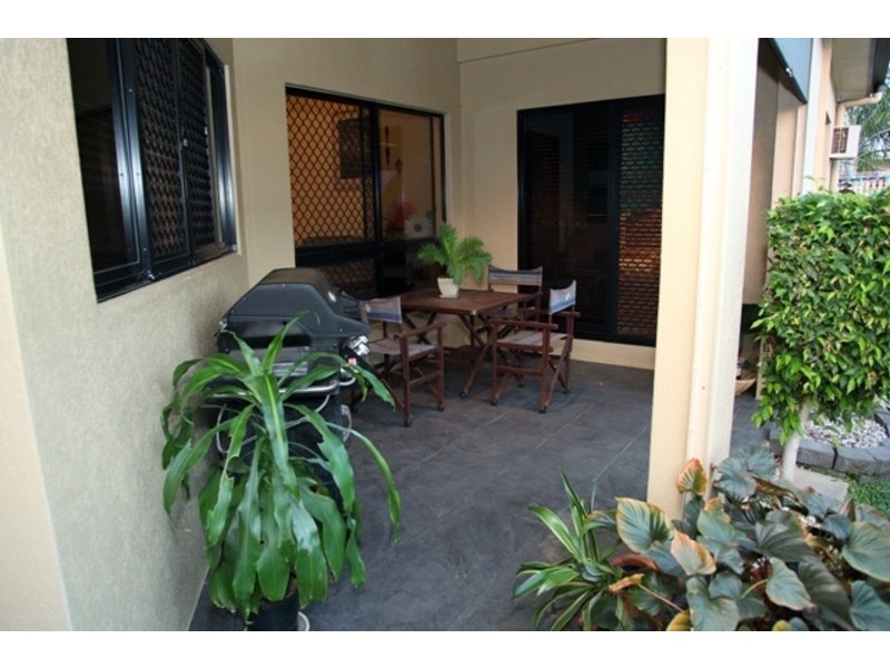 24 LaTrobe Close, Douglas QLD 4814