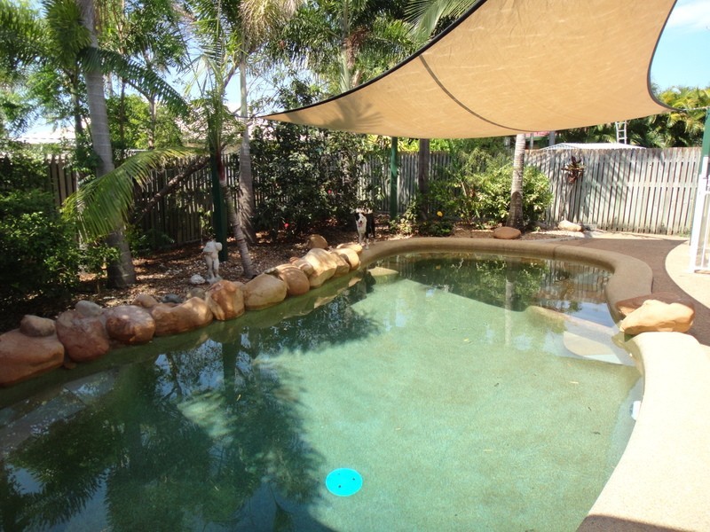 * Martello Drive, Kirwan QLD 4817