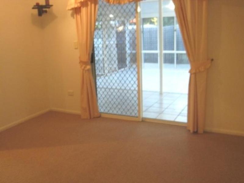 * Martello Drive, Kirwan QLD 4817