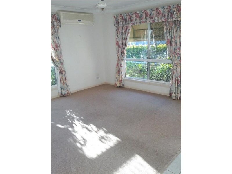 * Martello Drive, Kirwan QLD 4817