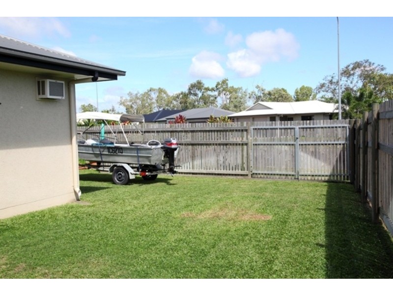 1 Summerland Drive, Deeragun QLD 4818