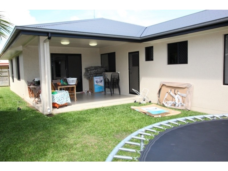 1 Summerland Drive, Deeragun QLD 4818