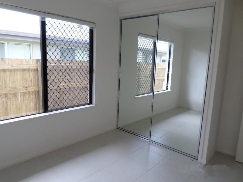 * Marblewood Circuit, Mount Low QLD 4818