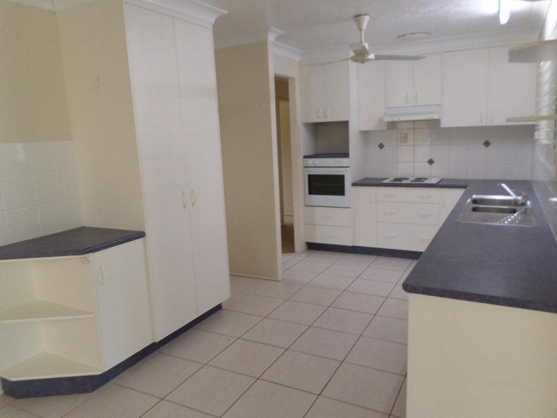 17 Camira Avenue, Cranbrook QLD 4814