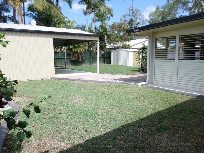 17 Camira Avenue, Cranbrook QLD 4814