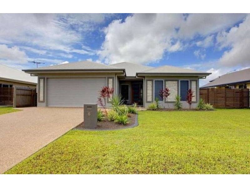 * Twinview Terrace, Idalia QLD 4811