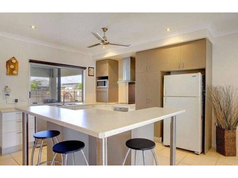 * Twinview Terrace, Idalia QLD 4811