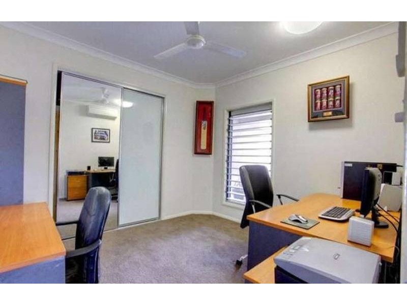 * Twinview Terrace, Idalia QLD 4811