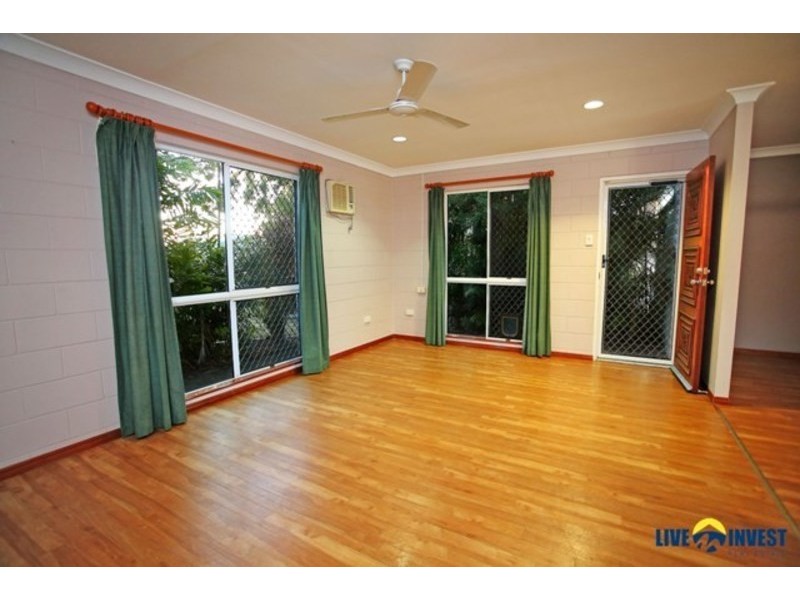 32 Leila Avenue, Rasmussen QLD 4815