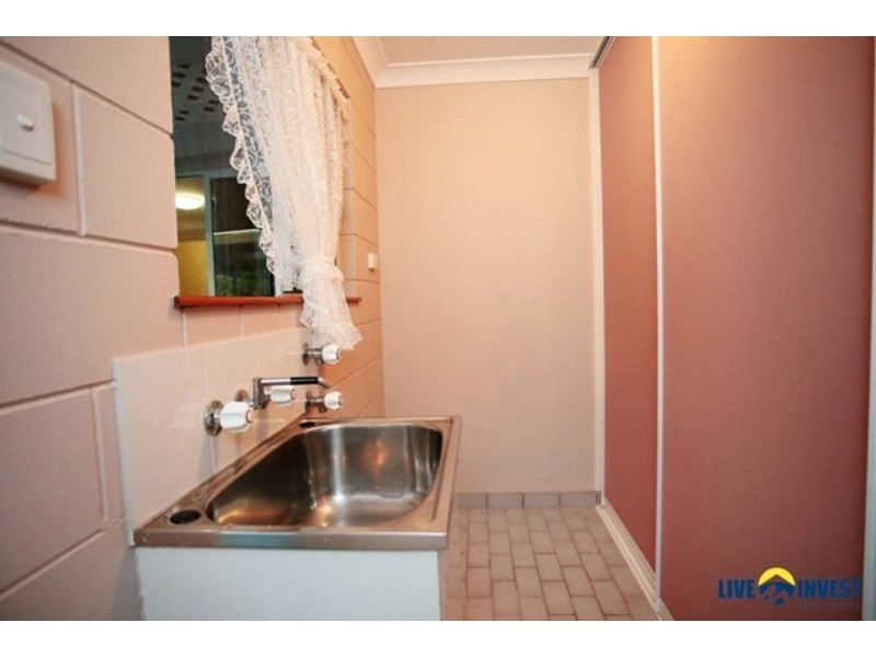 32 Leila Avenue, Rasmussen QLD 4815