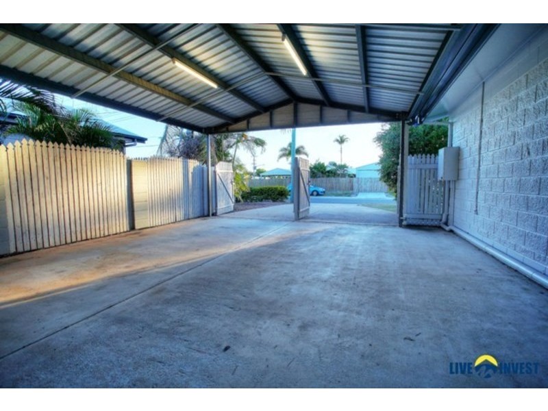 32 Leila Avenue, Rasmussen QLD 4815