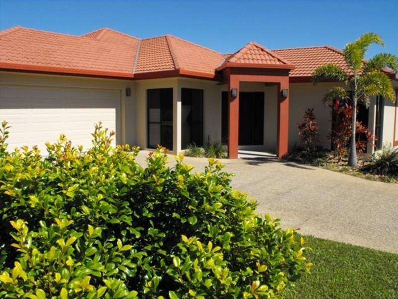 38  Greenview Drive, Mount Louisa QLD 4814